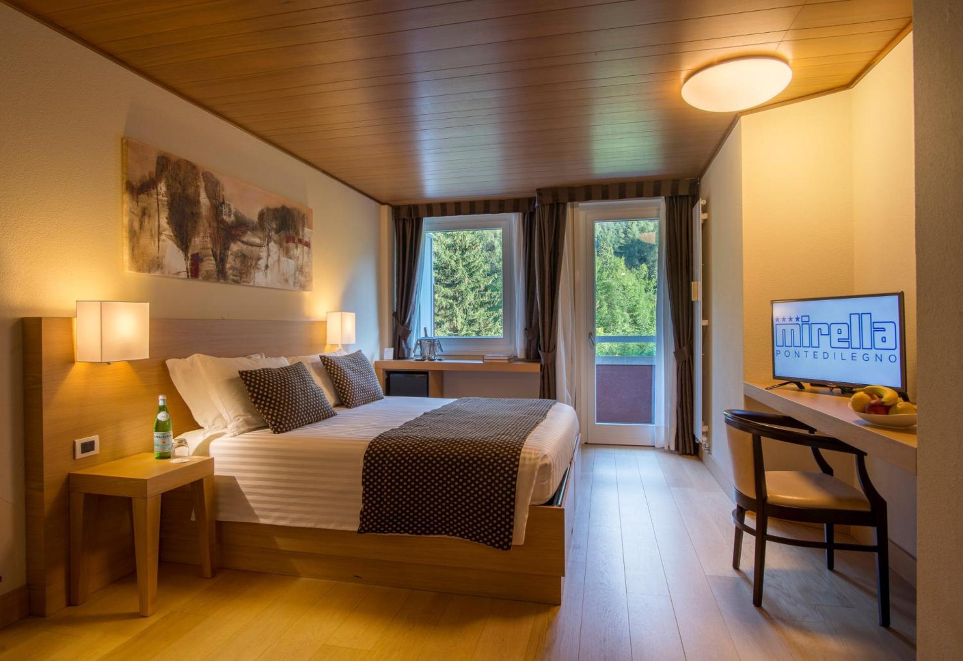 Hotel Mirella Ponte Di Legno Bagian luar foto