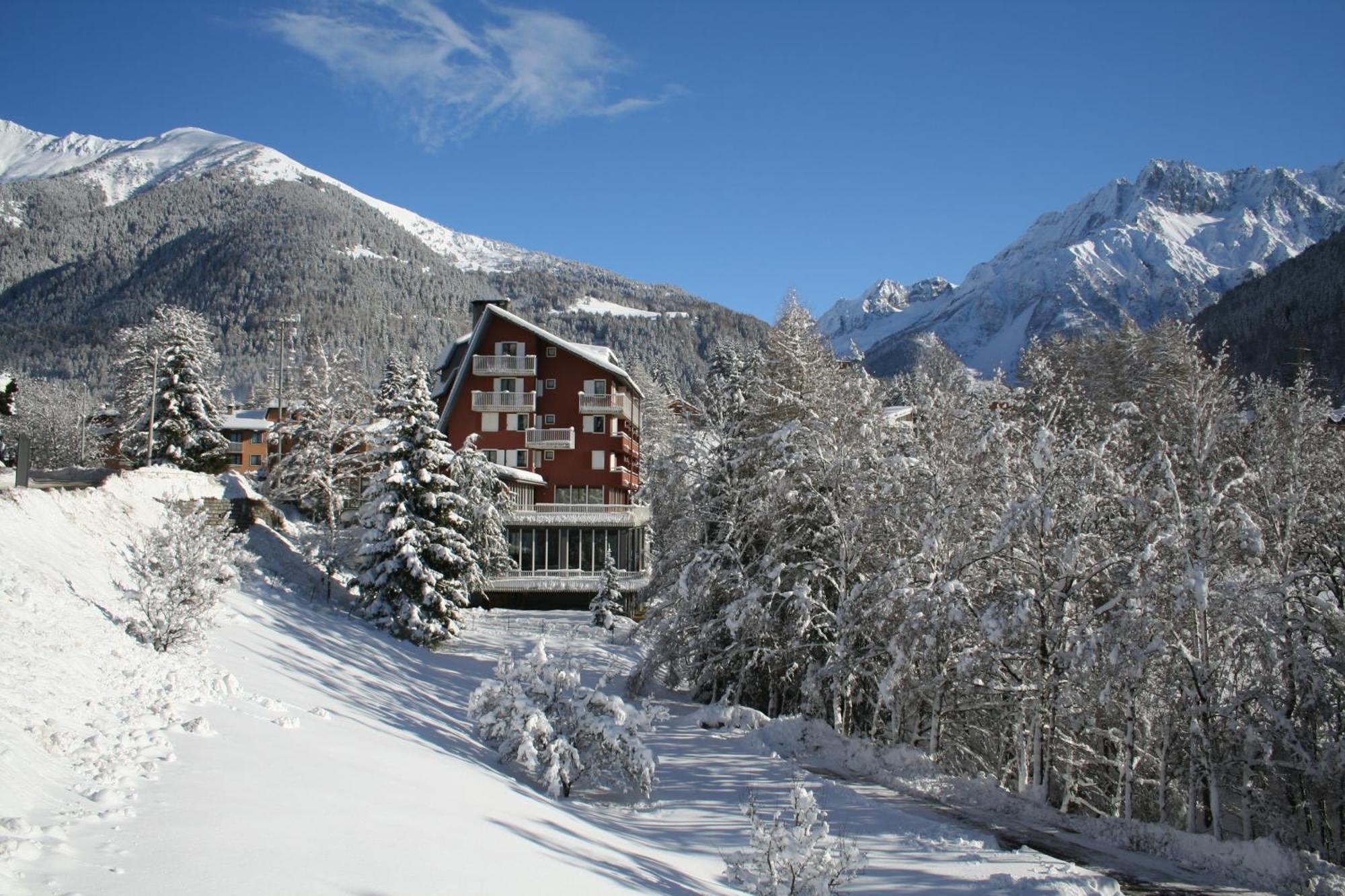 Hotel Mirella Ponte Di Legno Bagian luar foto
