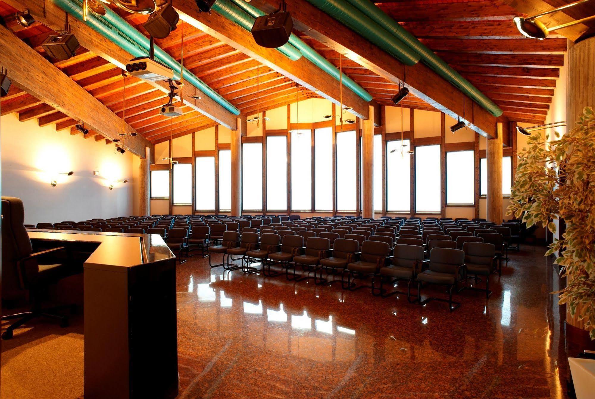 Hotel Mirella Ponte Di Legno Bagian luar foto